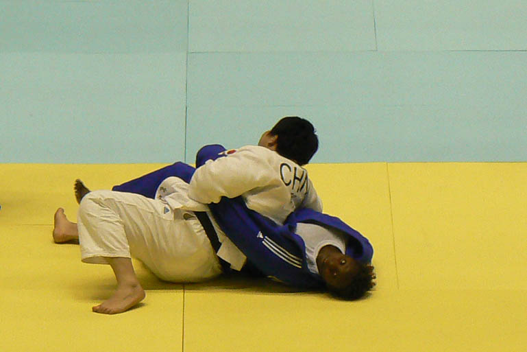 Kuzure-kesa-gatame